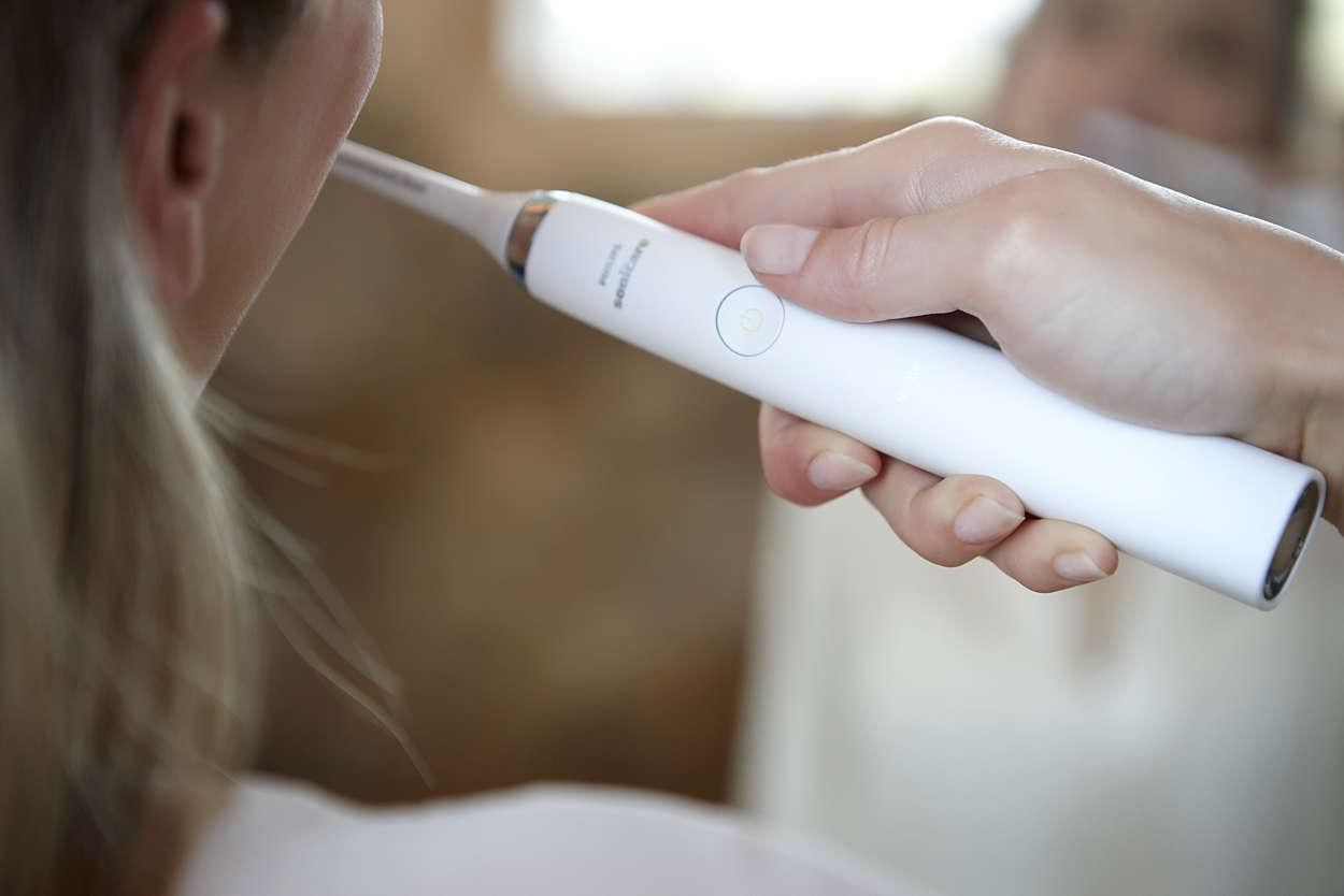 Philips Sonicare DiamondClean HX9394/40, zestaw 4 główek, etui podró