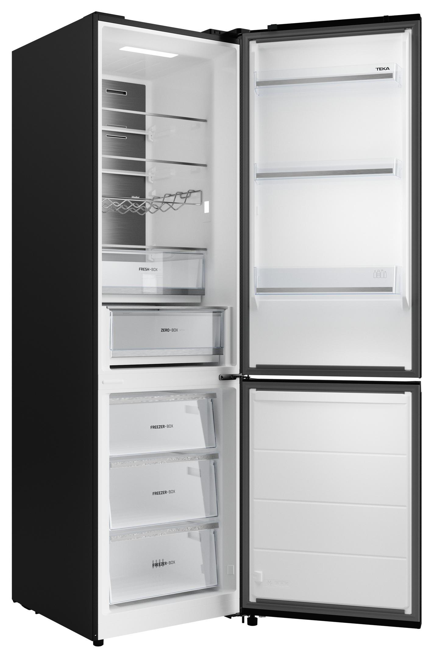 Przestronność w lodówce Teka RBF 88680 DSS