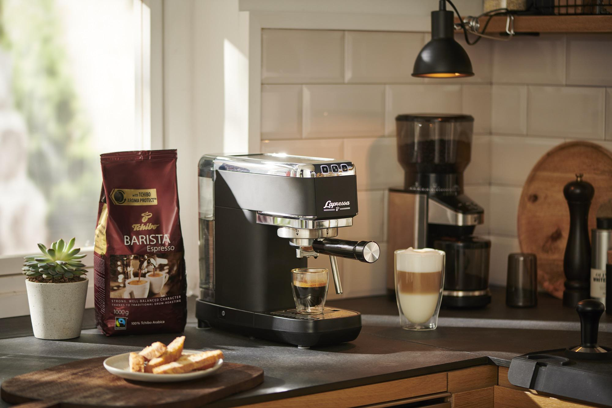 Ekspres ciśnieniowy Tchibo Lapressa - Perfect Espresso
