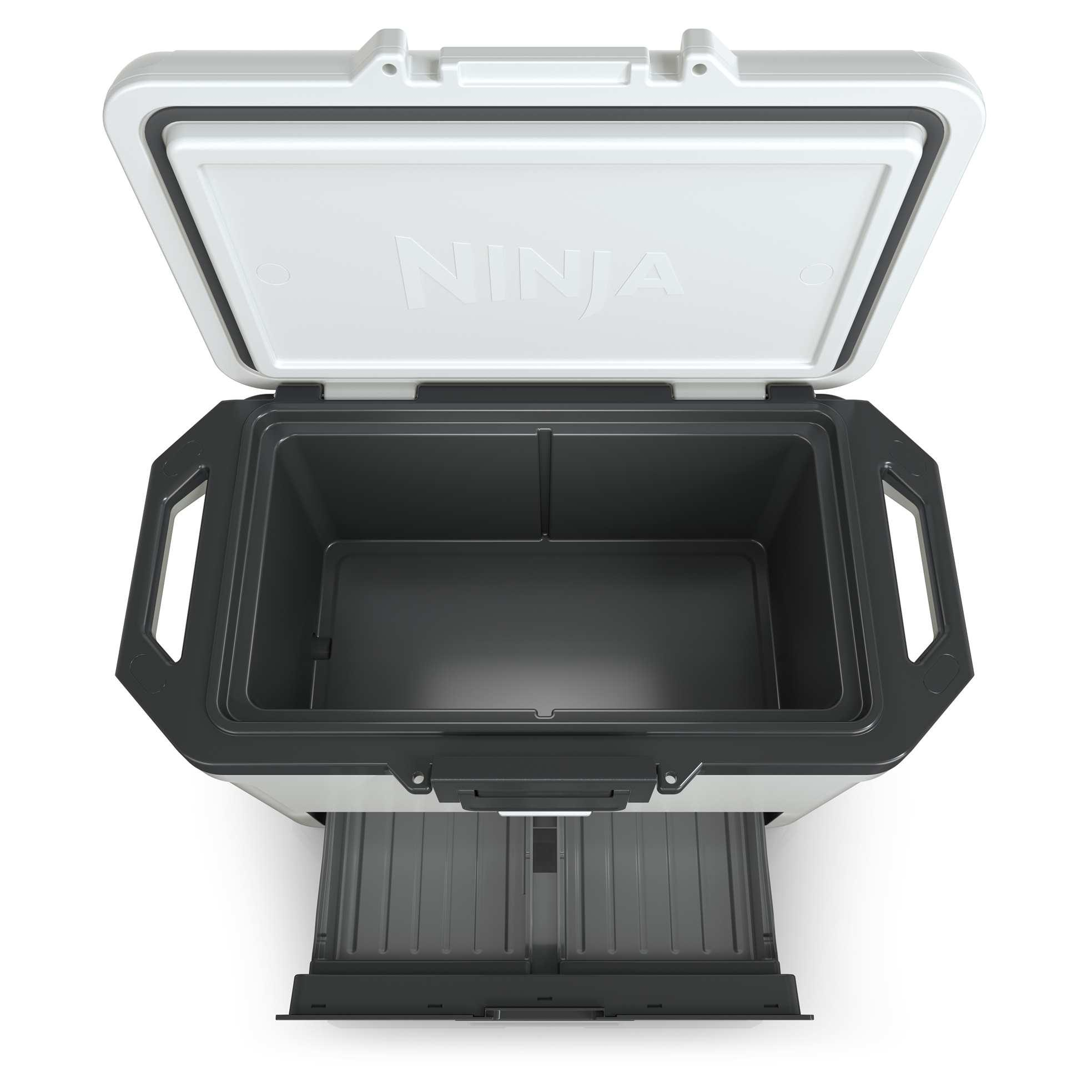Ninja Cooler przenośny FrostVault biały 47L FB151EUWH