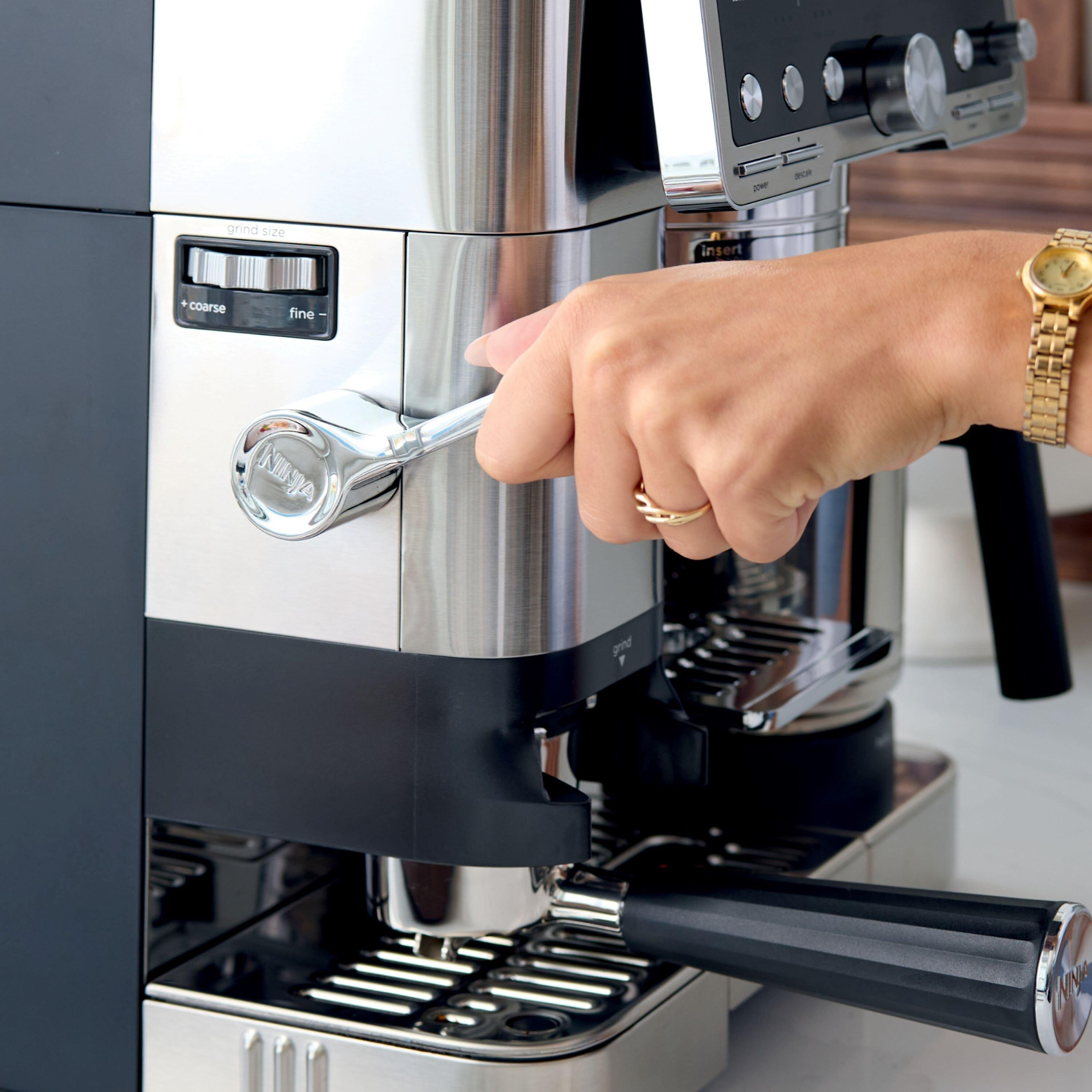 Ninja ES701EU Luxe Cafe