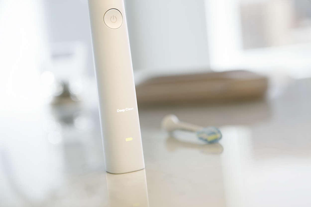 Philips Sonicare DiamondClean HX9394/40, zestaw 4 główek, etui podró