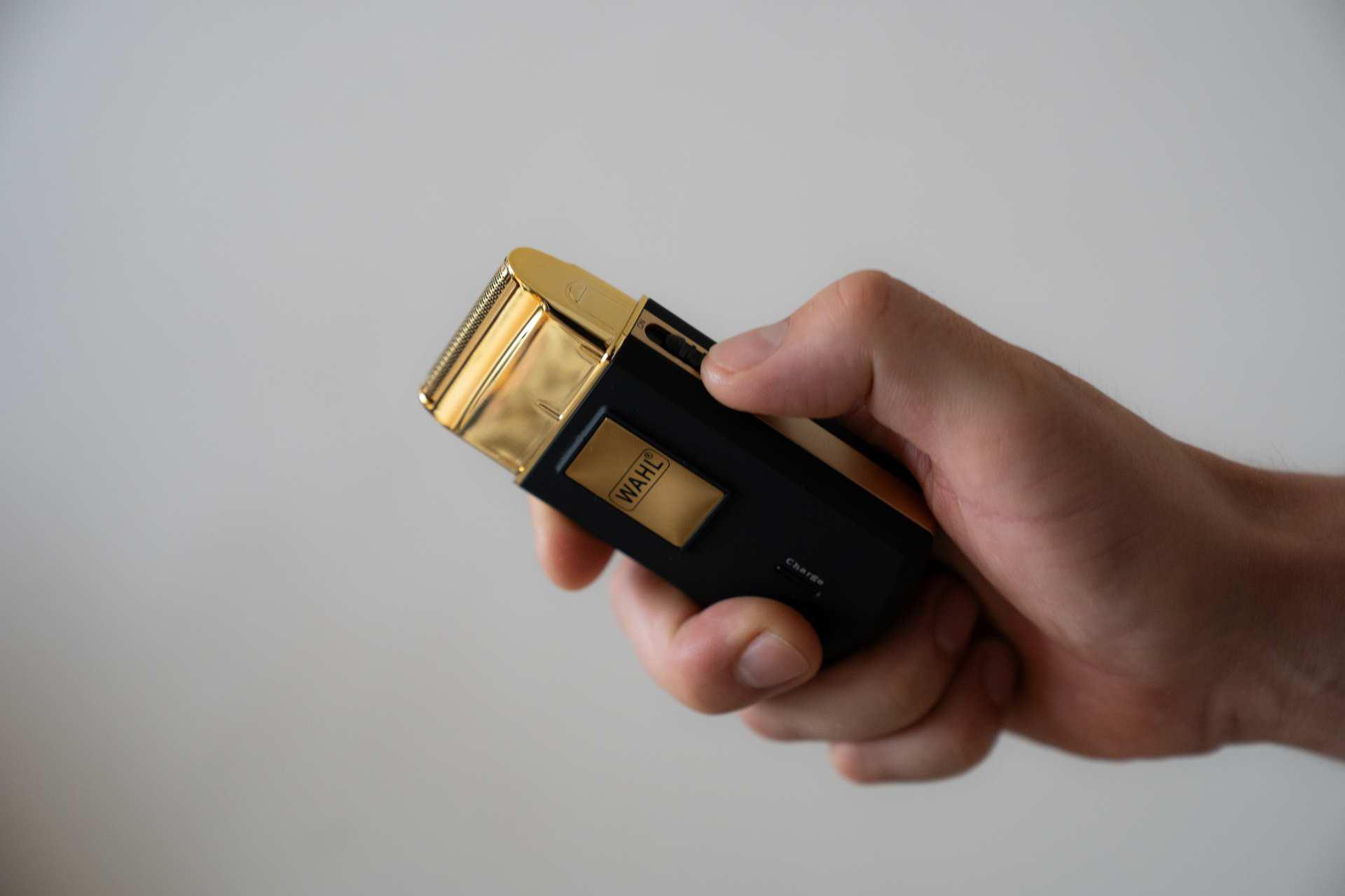 Wahl Wahl Travel Shaver Gold 3615 Zestaw Golarka Do Brody