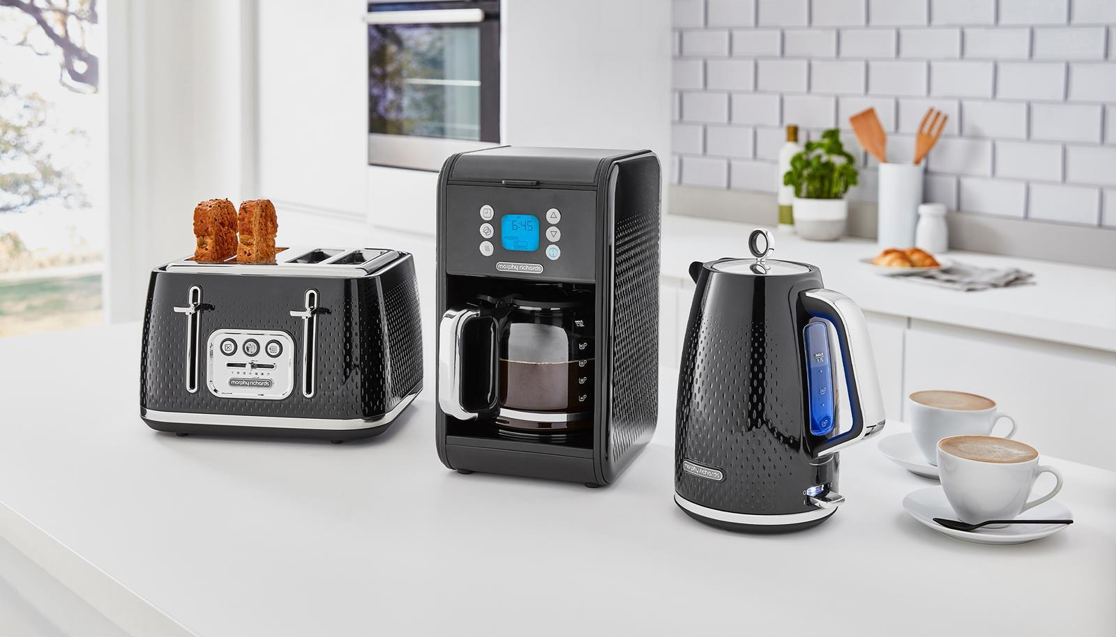 Czajnik Morphy Richards Verve czarny 103010