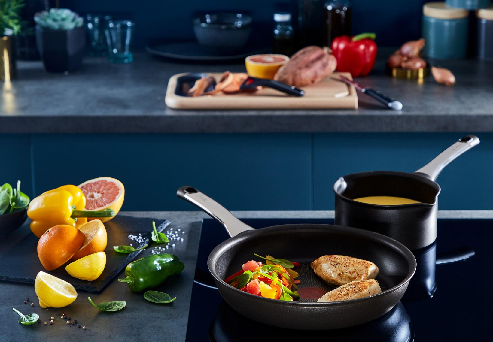 Tefal Patelnia Excellence Wok 28 cm - Zbliżenie