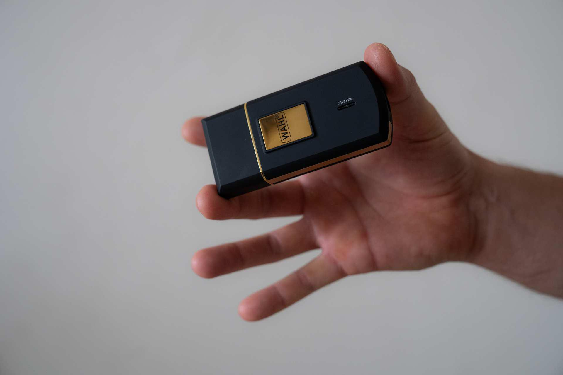 Wahl Wahl Travel Shaver Gold 3615 Zestaw Golarka Do Brody