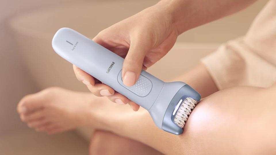 Mycie pod wodą Philips Bezprzewodowy Depilator Philips BRE709/00