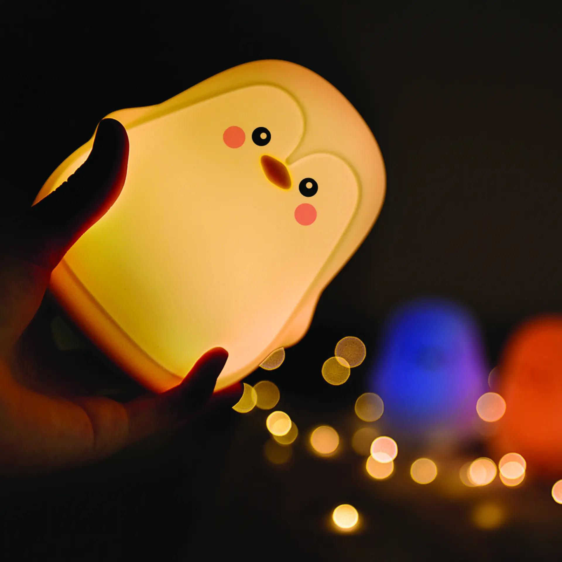 InnoGIO Silikonowa lampka GIOpenguin