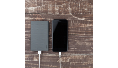 Jaki powerbank do iPhone’a jest najlepszy? Ranking 2025