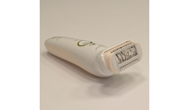 Depilator Braun SES9002 z ruchomą głowicą − recenzja produktu