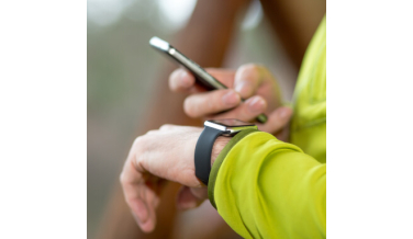 Dlaczego smartwatch nie łączy się z telefonem? Przyczyny i rozwiązania