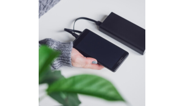 Jaki powerbank wybrać? Sprawdź, czym kierować się przy wyborze