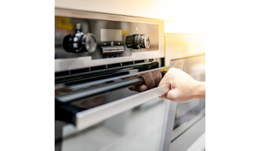 Piekarnik Samsung Dual Cook – jak ustawić sprzęt? Niezbędne informacje