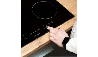 Płyta indukcyjna Whirlpool WF S0160 NE – recenzja ekspertów