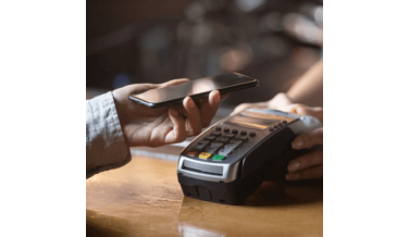 Jak używać NFC w telefonie? Dowiedz się, jak płacić!