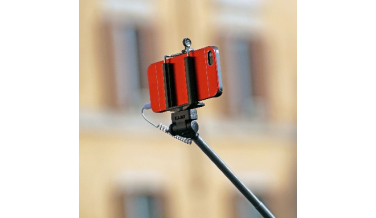 Jaki selfie stick kupić? Najlepszy selfie stick – nasz wybór