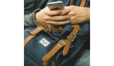 Jak dbać o smartfon? Poradnik w 10 krokach