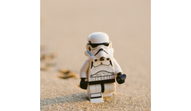 Prezent dla fana Star Wars – najciekawsze gadżety