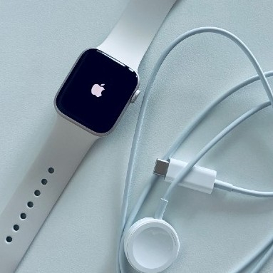 Apple Watch SE 2. generacji – recenzja taniego smart zegarka