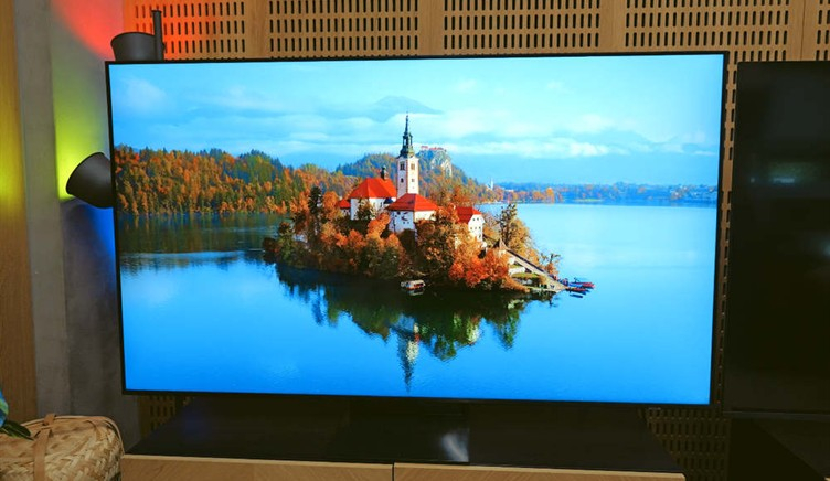 Samsung 65QN74H – mini test telewizora Neo QLED. Czy warto go kupić?