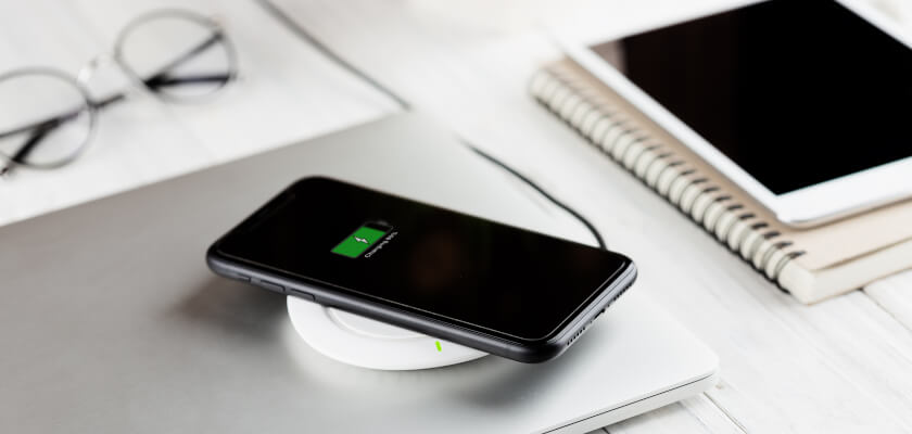 2-iphone-nie-chce-sie-ladowac