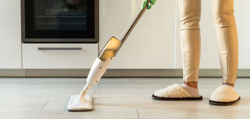 mop-ze-spryskiwaczem