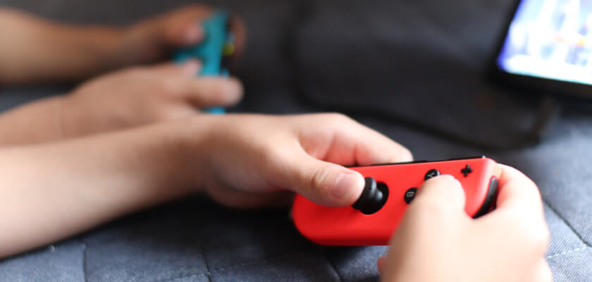 2-nintendo-switch-neon-joy-con-dwukolorowy