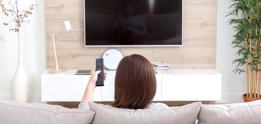 telewizor-sam-sie-wlacza-i-wylacza