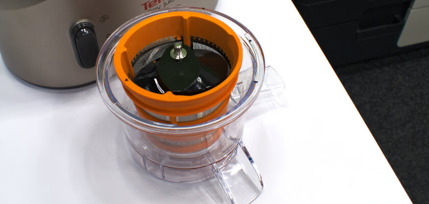 4-wyciskarka-wolnoobrotowa-tefal-infiny-juice-zc255b38