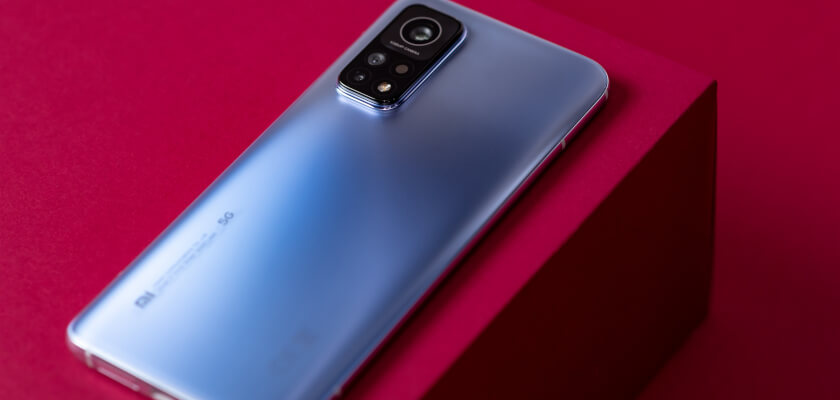 4-xiaomi-mi-10t-pro-smartfon-z-tylu