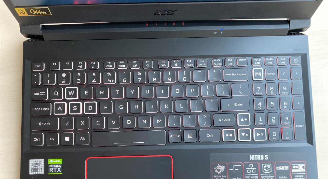 Laptop do gier ACER Nitro 5 AN515-55 - widok z góry