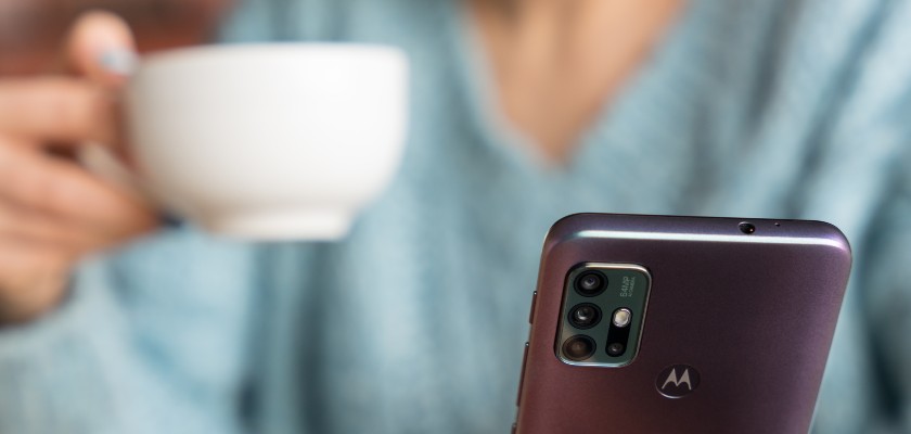 Moto G30