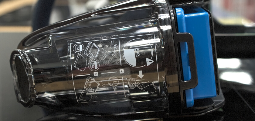 electrolux-well-q6-WQ71-P50IB-recenzja-pojemnik