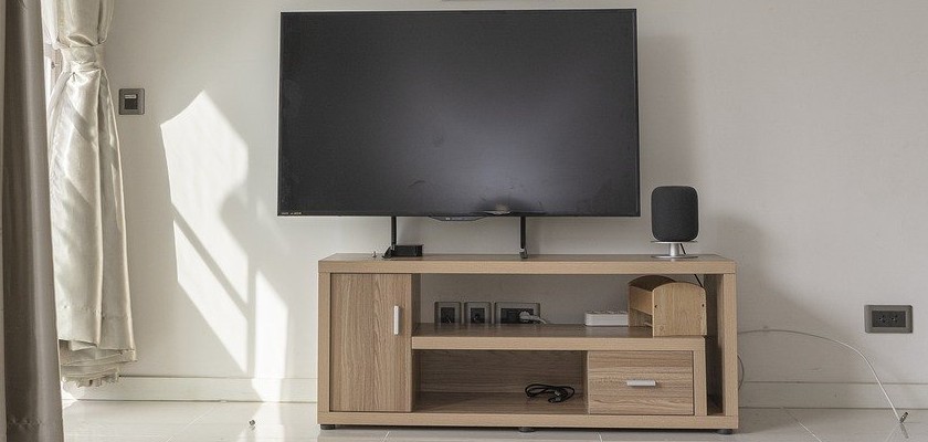 Telewizor 65 cali