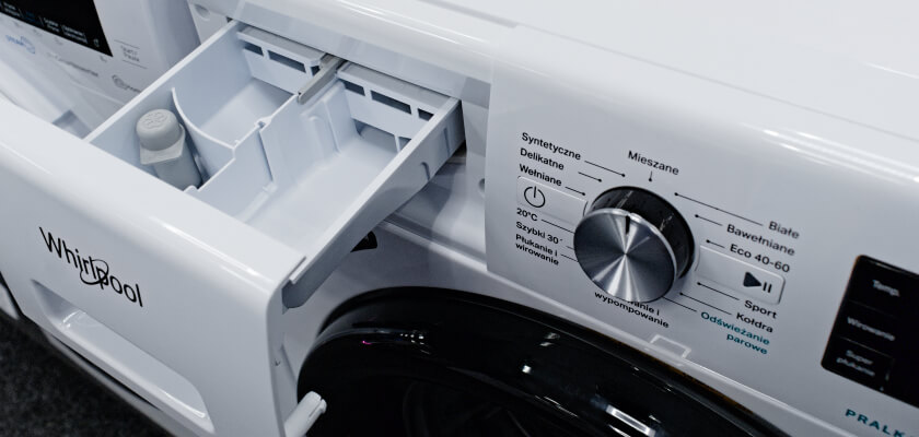WHIRLPOOL-FFB-7238-BV-PL-szuflada