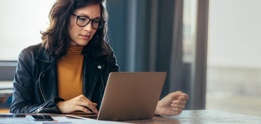 dobry-laptop-do-5000