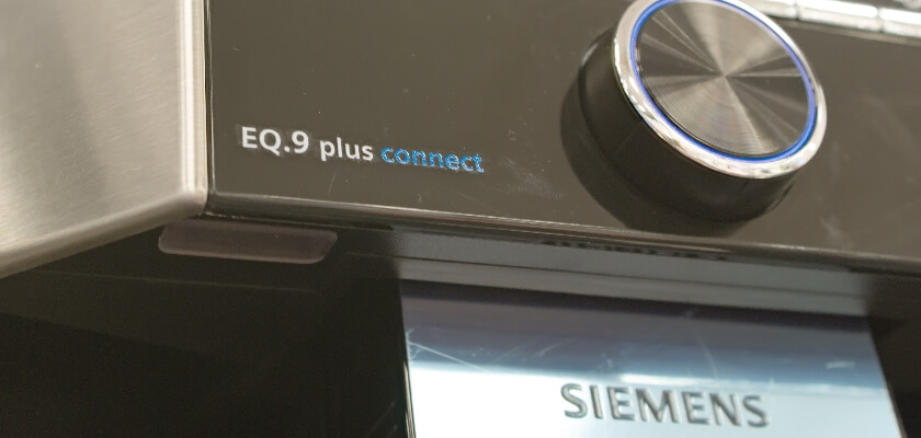 ekspres-cisnieniowy-siemens-ti9573x1rw-eq-9-s700-detal