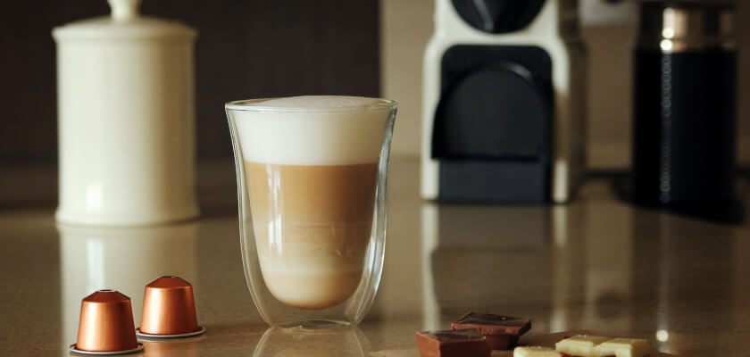 jaki-ekspres-do-kawy-latte