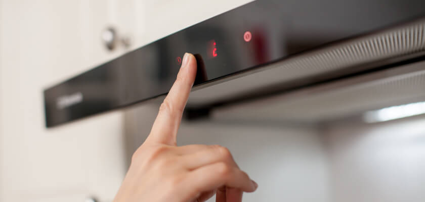 okap-teleskopowy-co-to-jest-panel-sterowania
