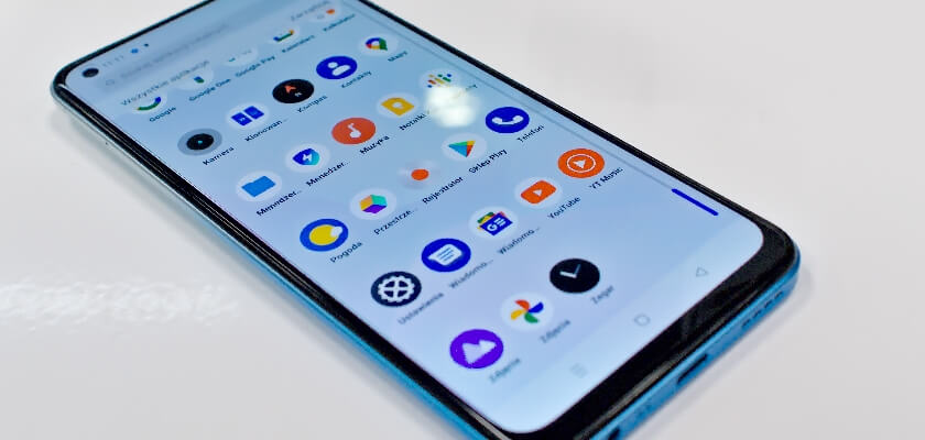 realme-8-pro-recenzja-wyswietlacz