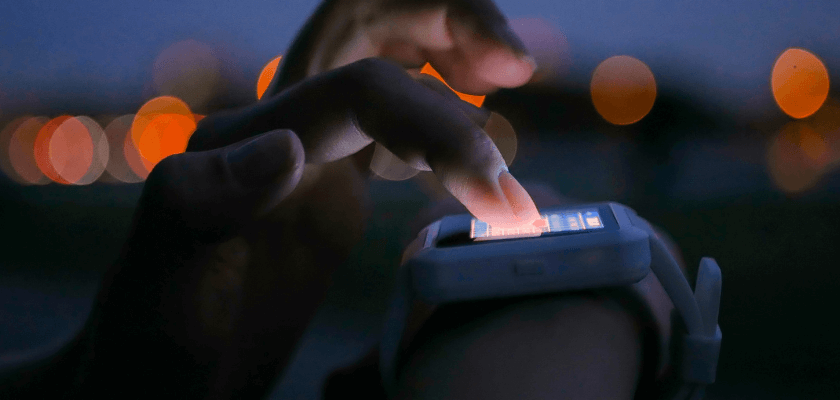 smartwatch-meski-z-nfc