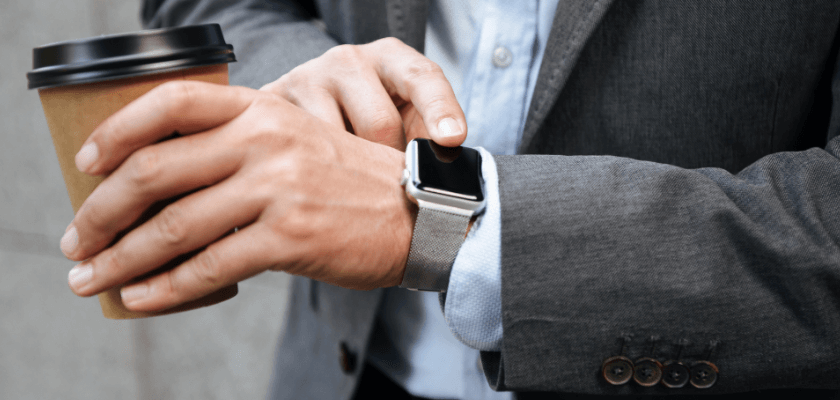smartwatch-z-mozliwoscia-odbierania-polaczen