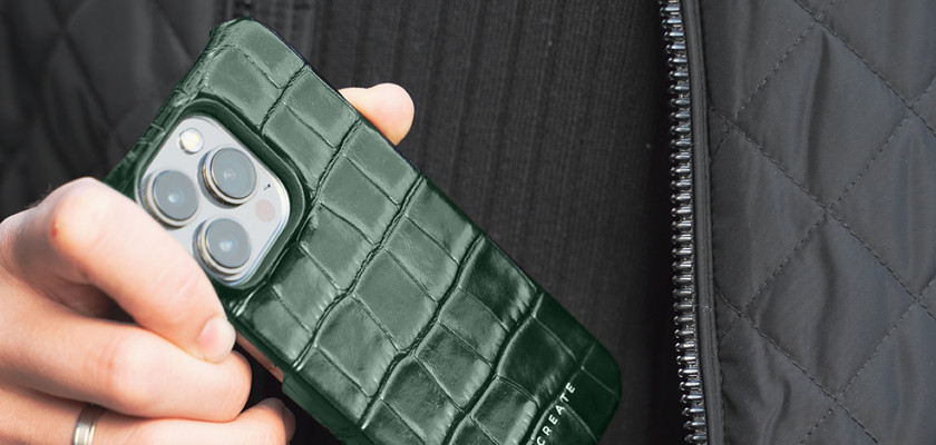 telefon w ochronnym etui