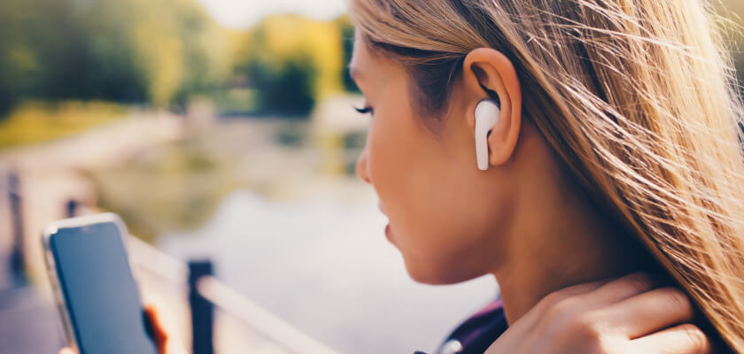 test-sluchawek-bluetooth
