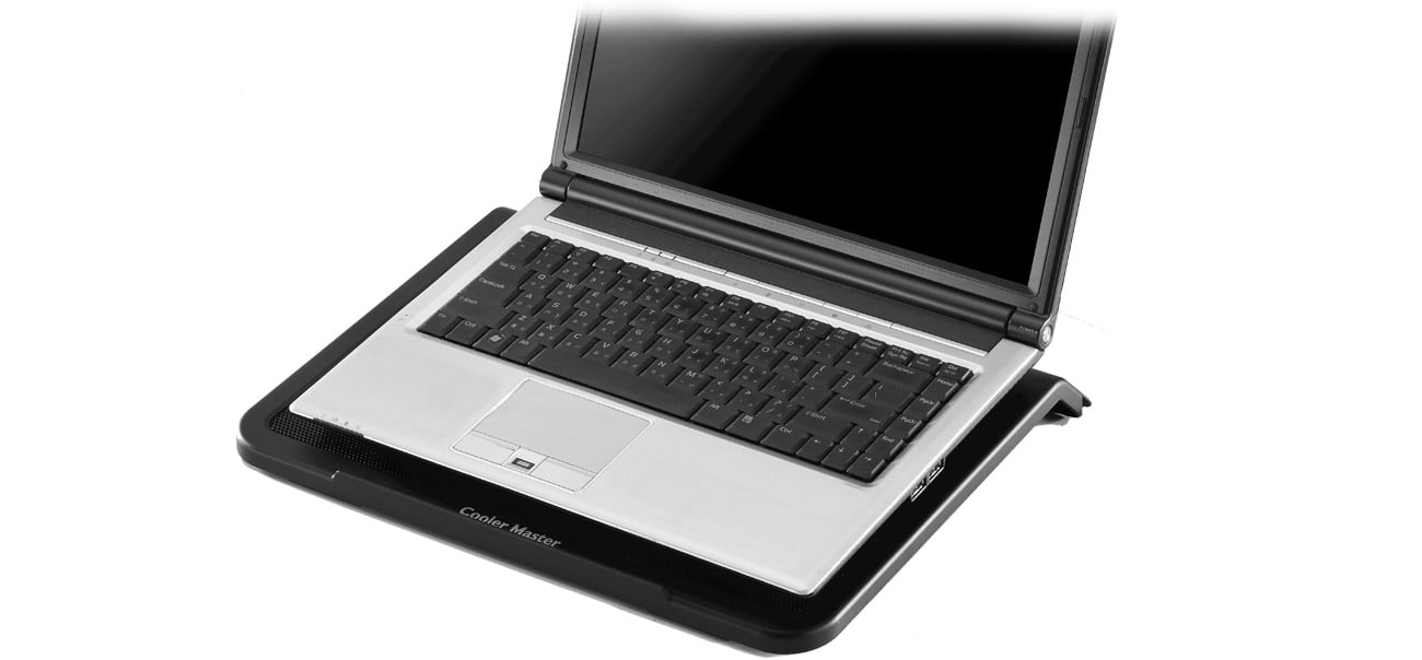 Cooler Master NotePal L1 z laptopem