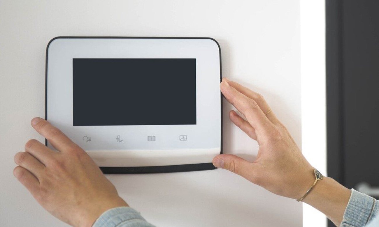 Wideodomofon Somfy V350 - Kontrola i bezpieczeństwo użytkowania