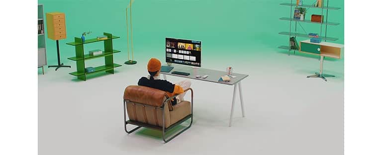 Monitor można podłączyć do komputera stacjonarnego, laptopa lub konsoli. Umożliwia wygodne korzystanie z ulubionych treści, jak Smart TV.