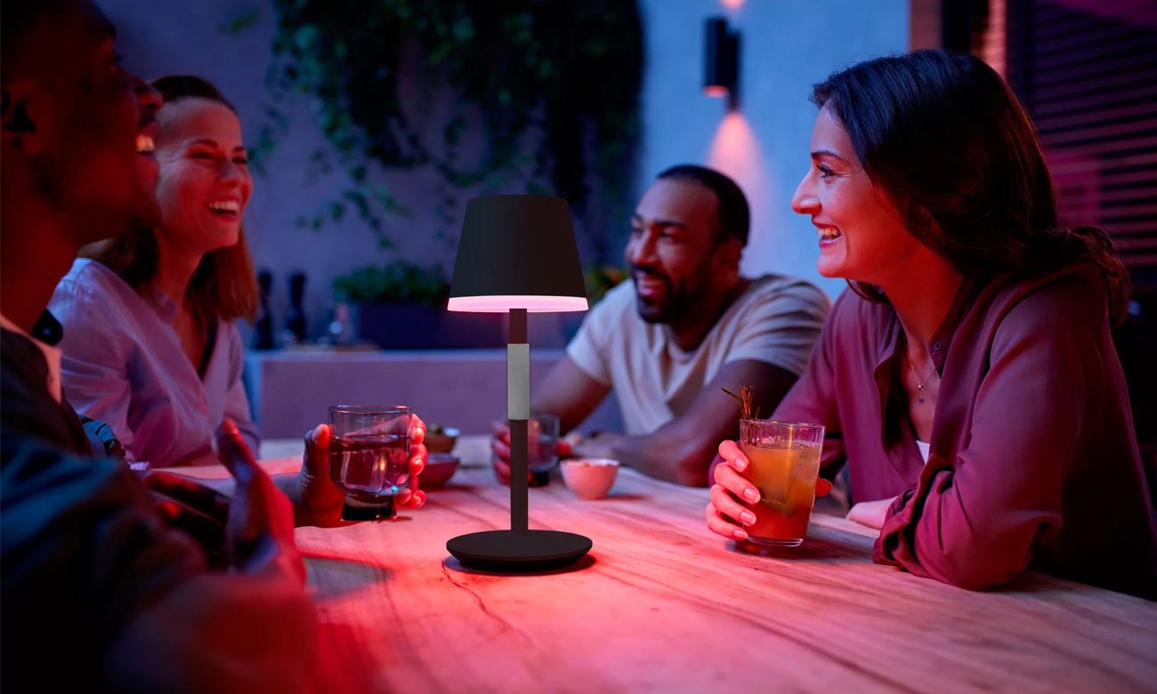 Przenośna lampa stołowa Philips Hue Go Czarna - Oświetlenie na każdą okazję