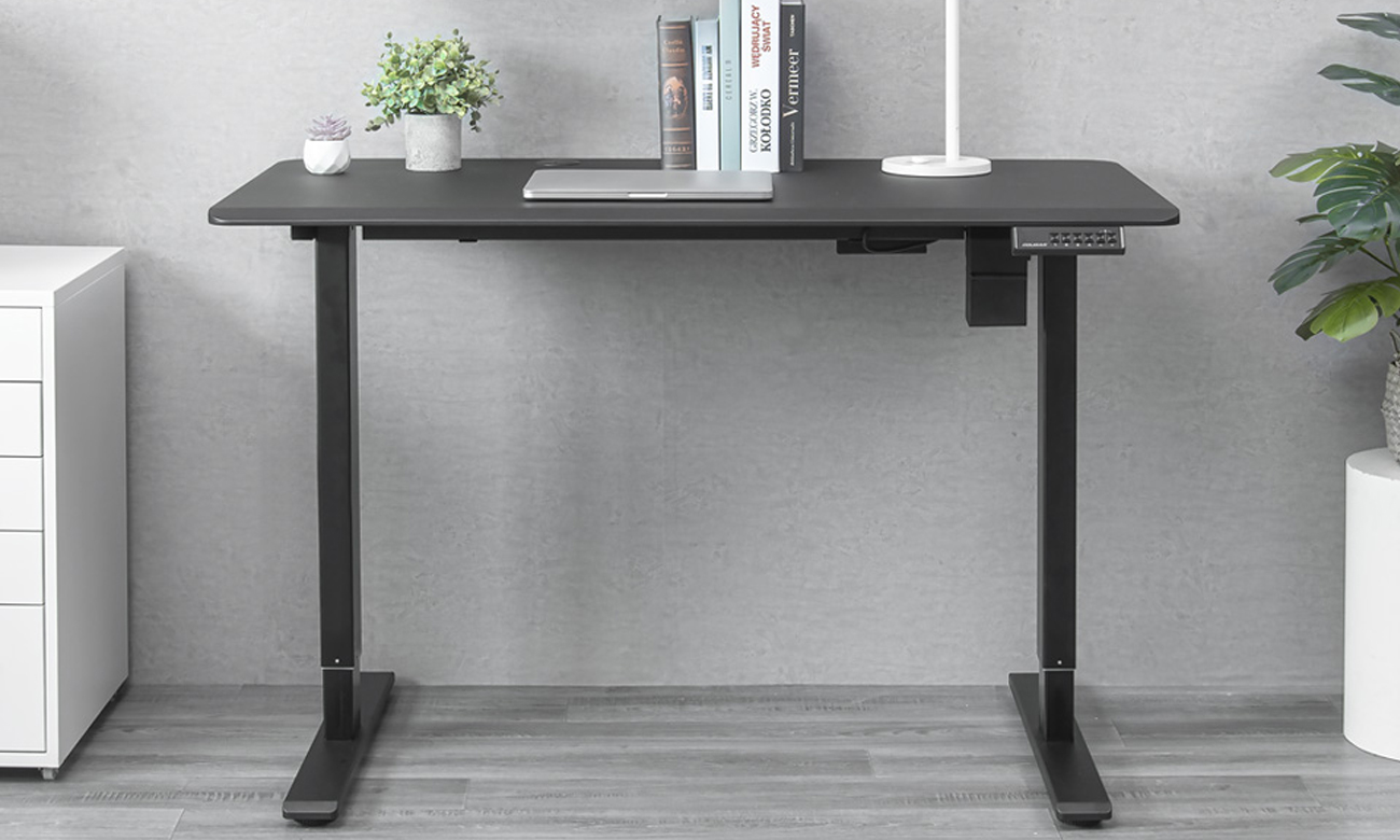 Biurko gamingowe Cougar Royal Mossa 120 Black - Grafika lifestyle