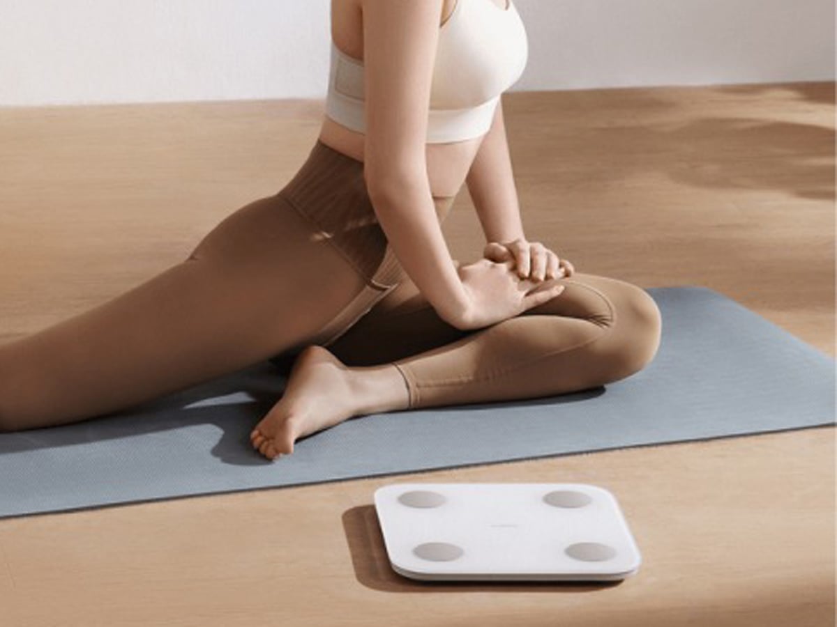 Inteligentna waga łazienkowa Xiaomi Mi Body Composition Scale S400 - Grafika lifestyle